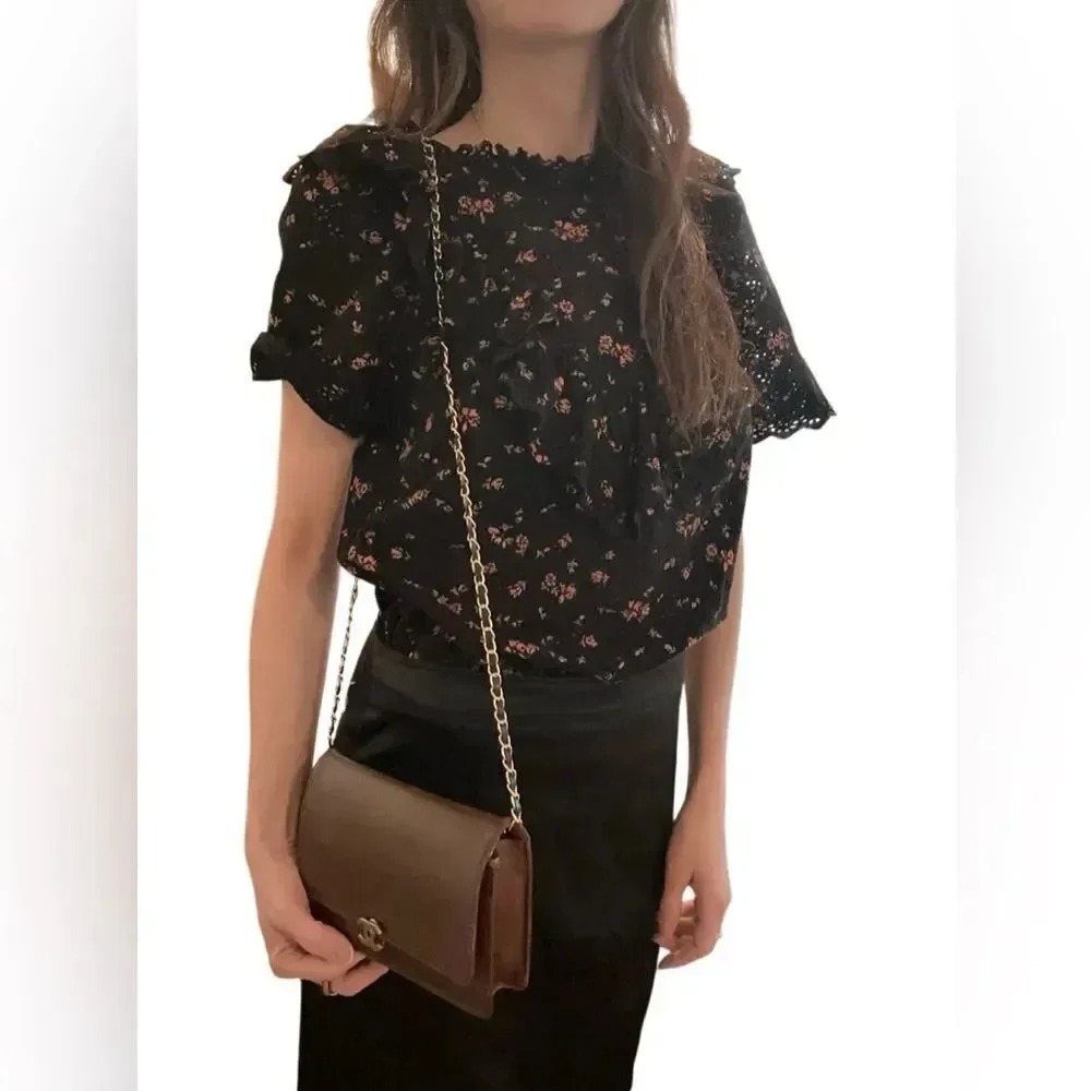 CHANEL sophisticated crossbody